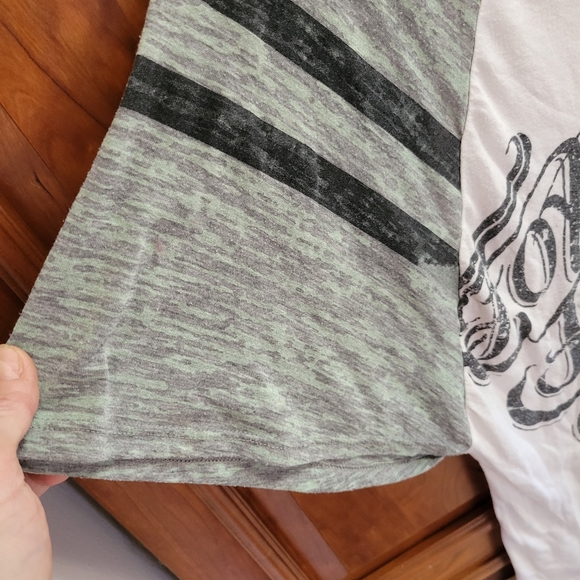 Fox Riders Pacson Womens Graphic Tee - Tailored Waist, Flowy, Oversize Shoulders - Picture 6 of 8